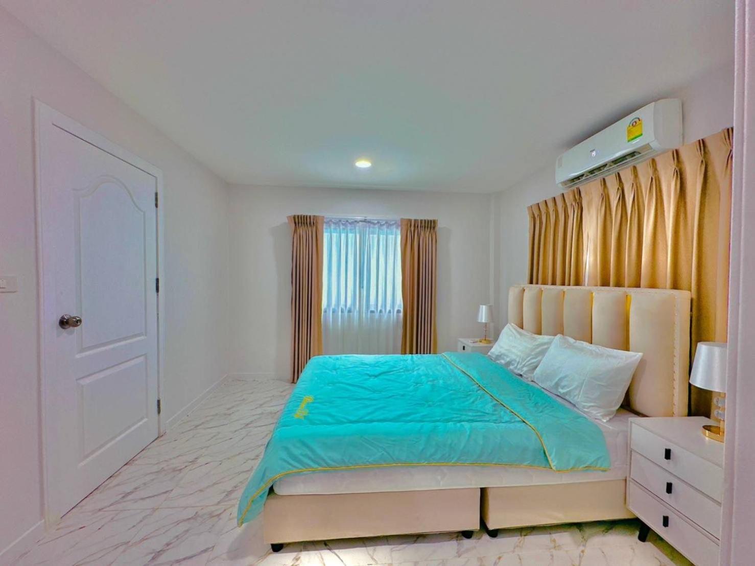 4Bedroom Pool Villa Near Walking St Bonk Pattaya Exterior foto