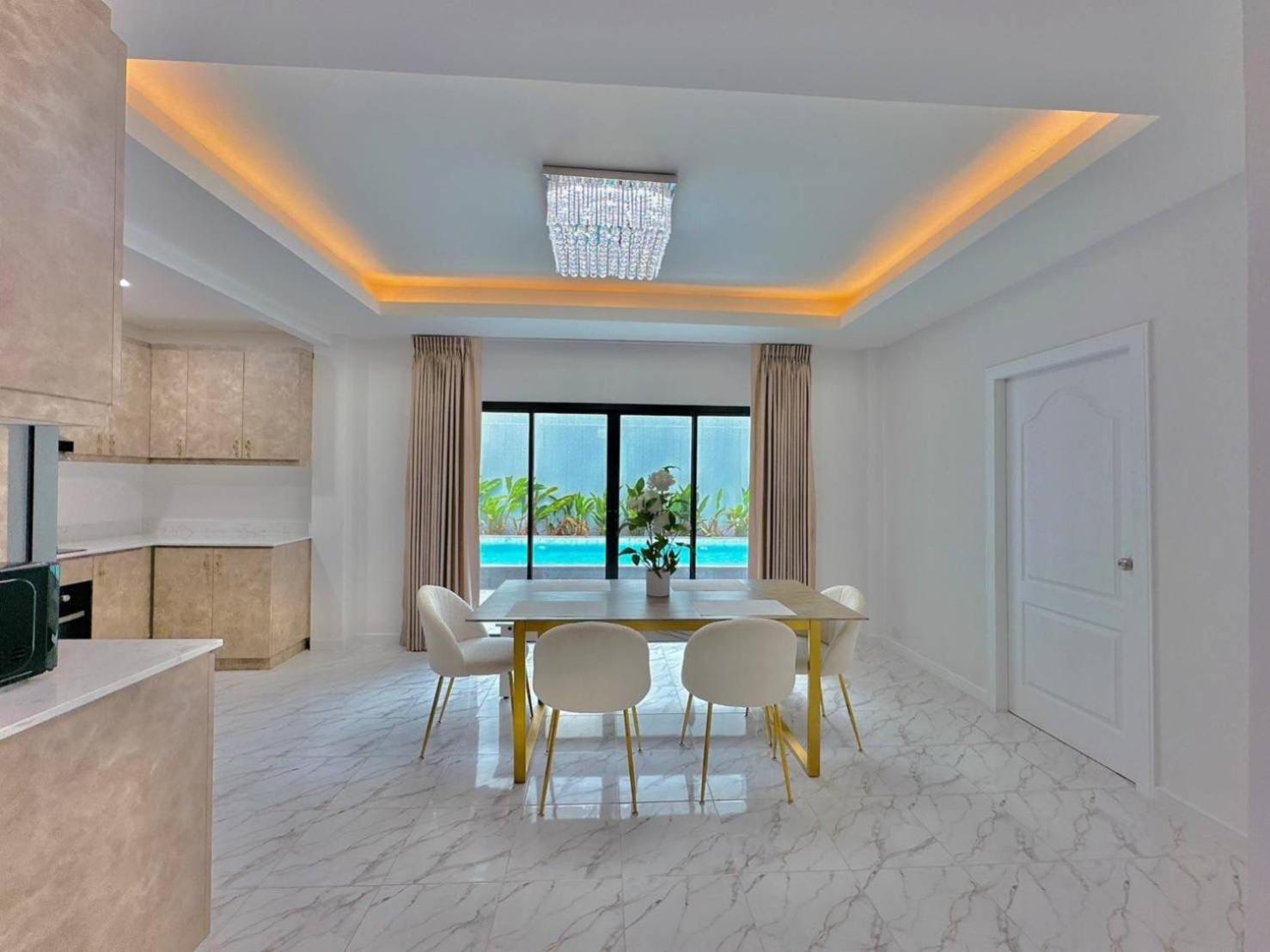 4Bedroom Pool Villa Near Walking St Bonk Pattaya Exterior foto